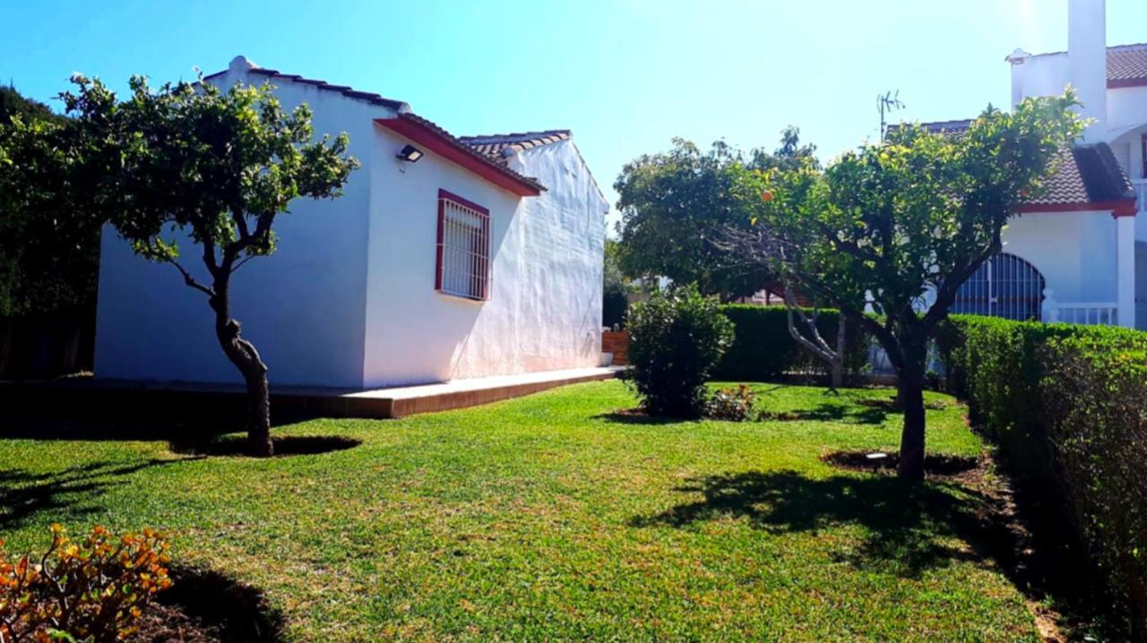 Chic Guesthouse Alhaurín de la Torre Екстериор снимка