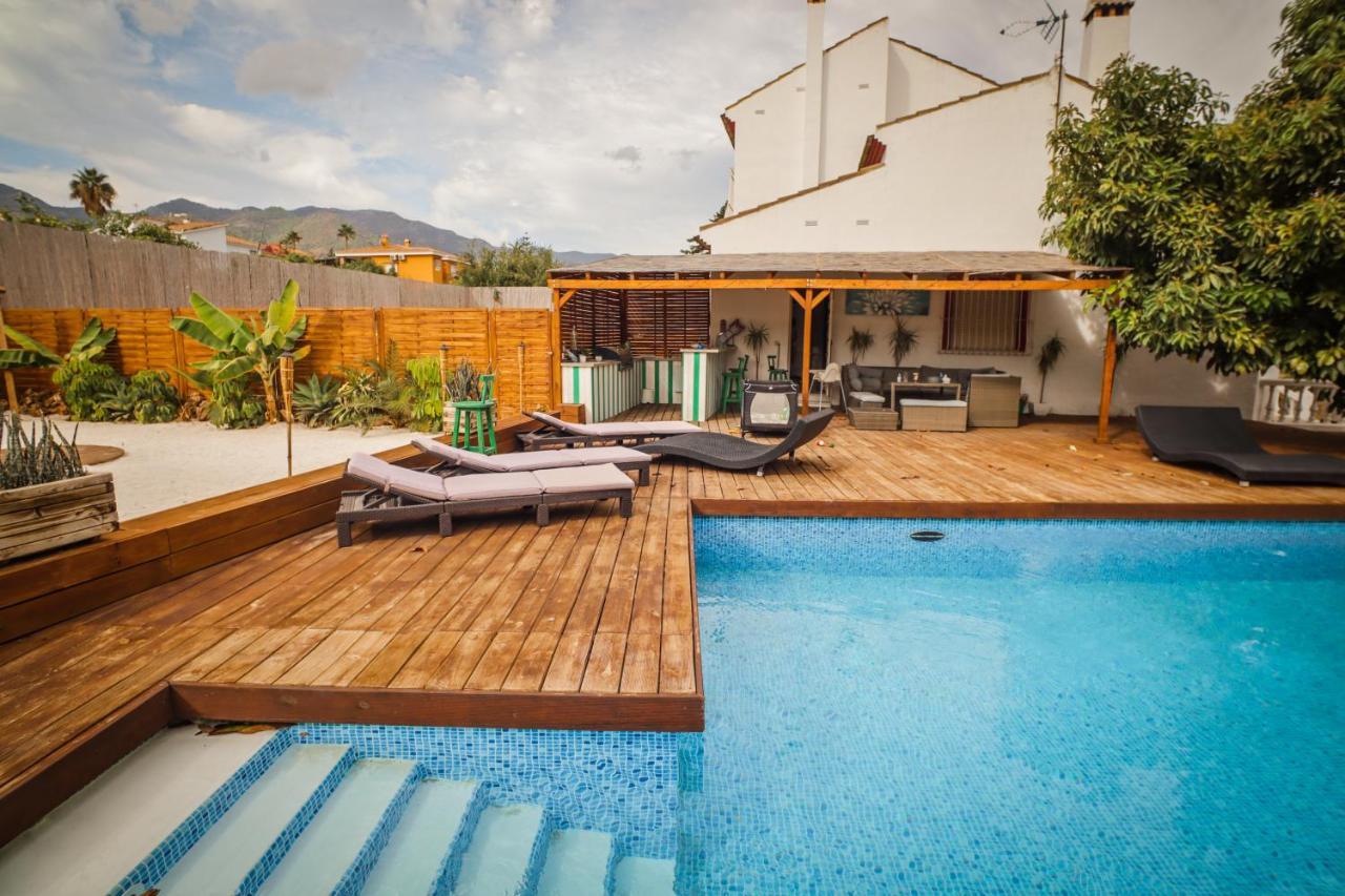 Chic Guesthouse Alhaurín de la Torre Екстериор снимка